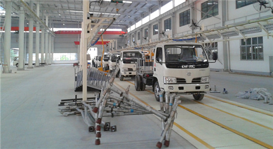 <a href=http://jeexue.cn/ssc target=_blank class=infotextkey>灑水車</a>圖片