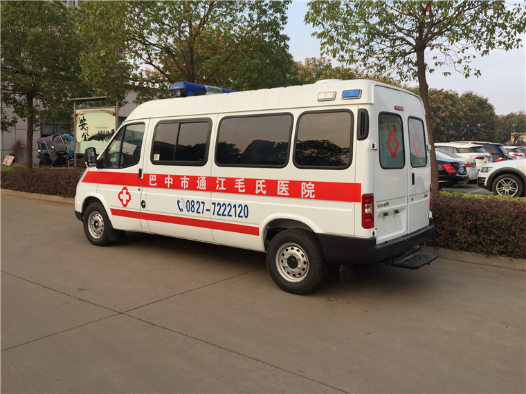 江鈴特順救護(hù)車長(zhǎng)軸中頂(國五)圖片3