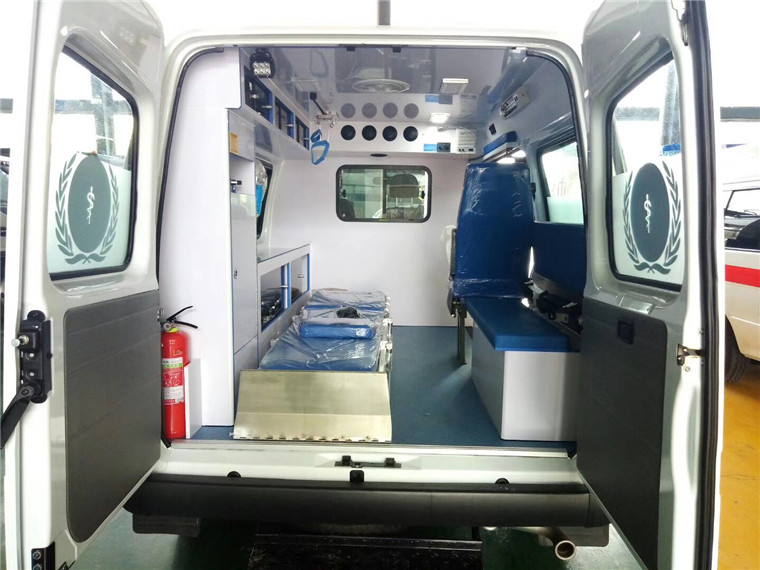 江鈴特順救護(hù)車長(zhǎng)軸中頂(國五)圖片4