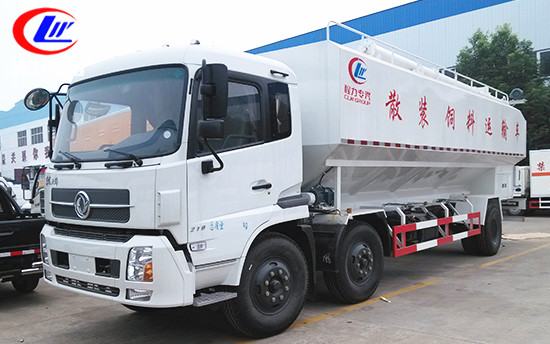 30立方東風(fēng)天錦小三軸<a href=http://jeexue.cn/siliaoche/ target=_blank class=infotextkey>飼料車</a>
